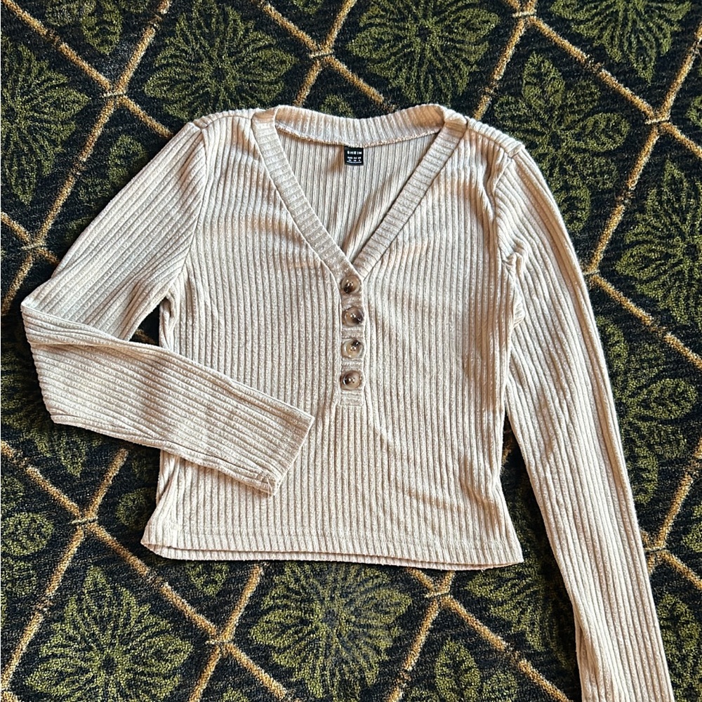Cream longe sleeve